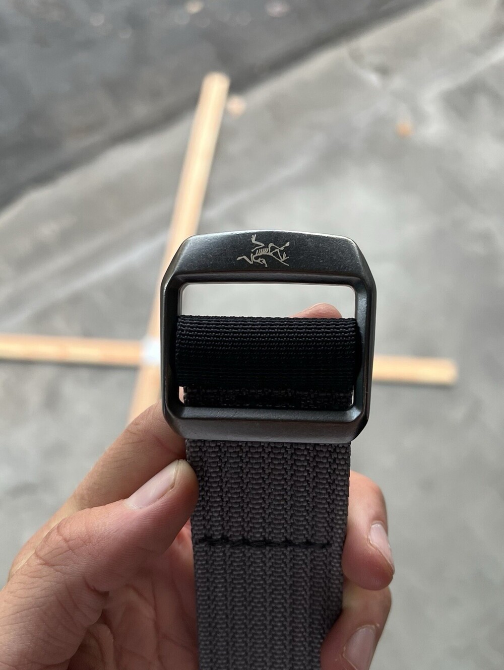 Arc’teryx Conveyor Belt Gray Nylon Webbing Aluminum Buckle Size Medium